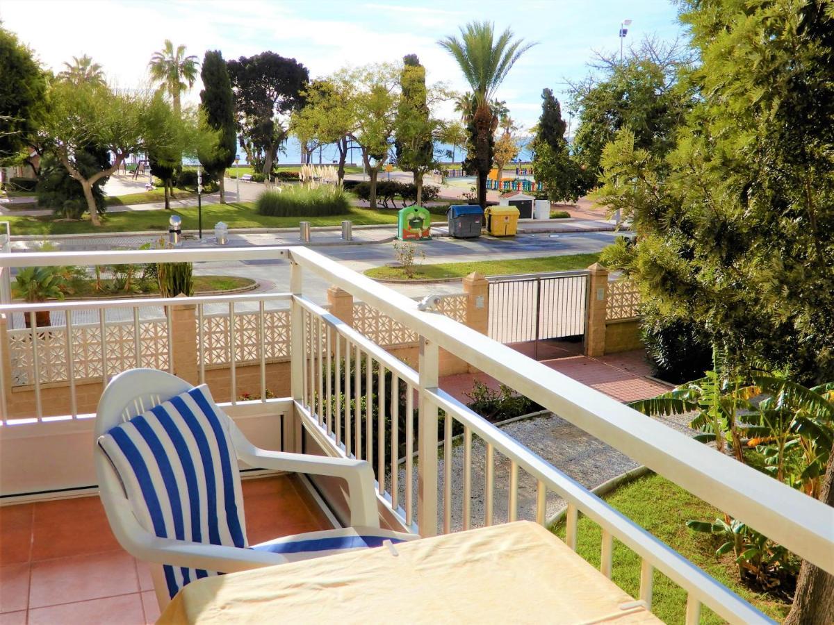 Seafront Apartment Torre Del Mar Εξωτερικό φωτογραφία