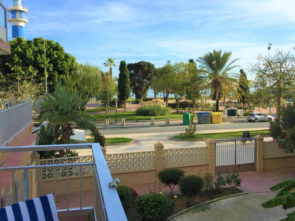 Seafront Apartment Torre Del Mar Εξωτερικό φωτογραφία